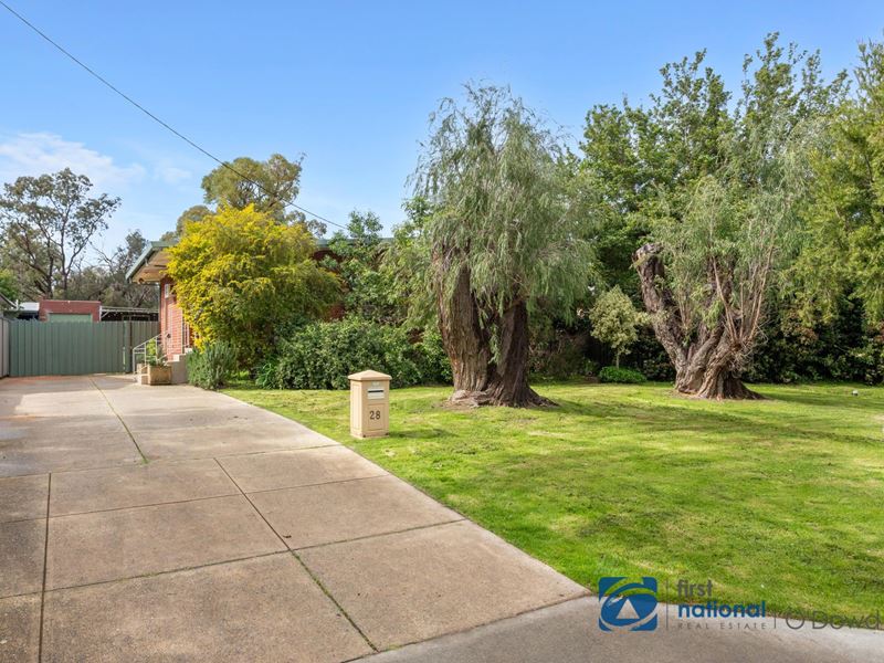 28 Casuarina Road, Maida Vale