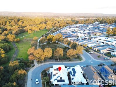 6 Dovestone Road, Aveley WA 6069