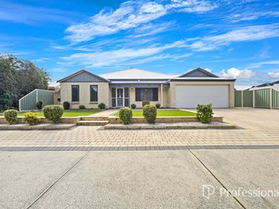 15 Carna Bay Road, Australind WA 6233