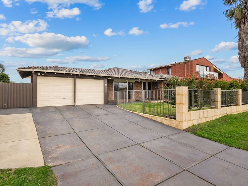 19 Crusader Drive, Thornlie WA 6108