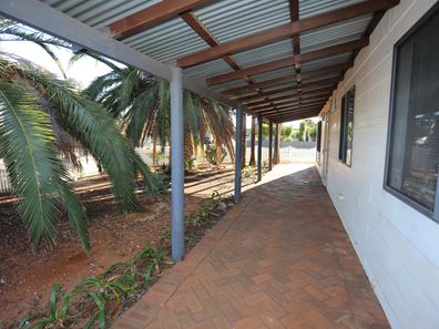22 Everlasting Cres, Kambalda West WA 6442