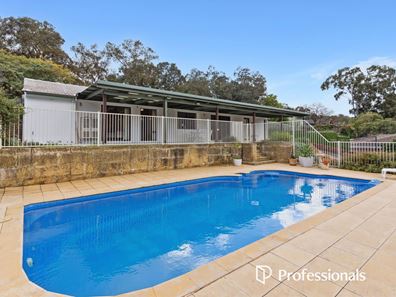 24 Cabarita Road, Kalamunda WA 6076