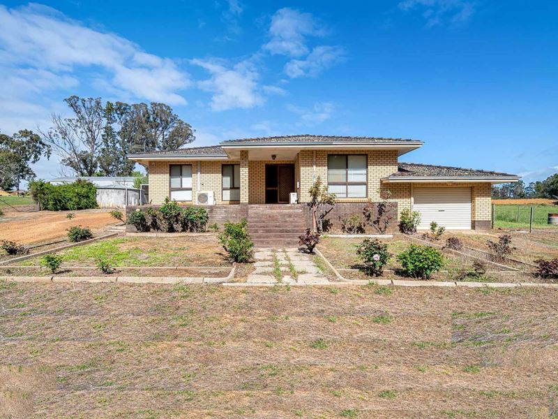 Lots 70 & South Western Highway, Newlands WA 6251