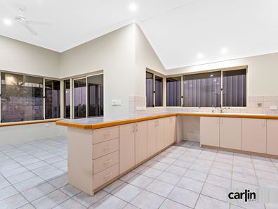 131 Glen Iris Drive, Jandakot WA 6164