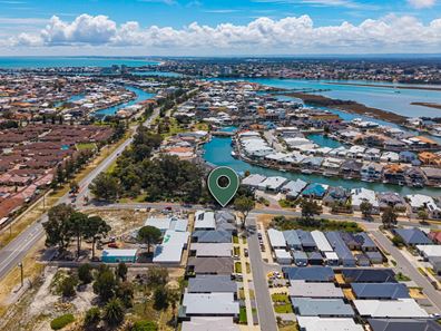 85 Leisure Way, Halls Head WA 6210