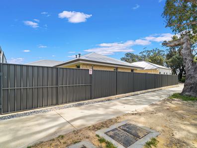 85 Leisure Way, Halls Head WA 6210