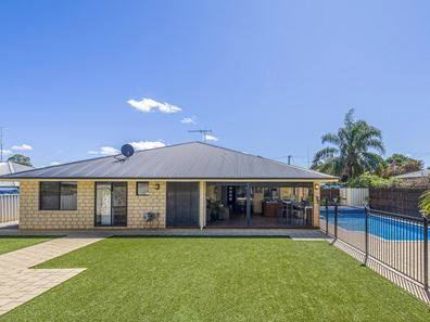 3 Chattamarra Place, Gingin WA 6503
