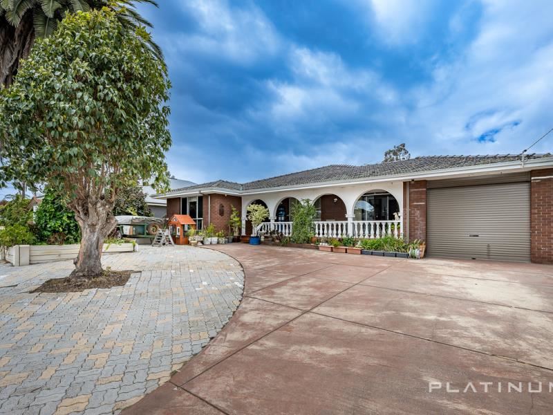 6 Wahroonga Way, Greenwood