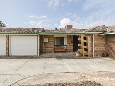 17B Shepway Place, Marangaroo WA 6064