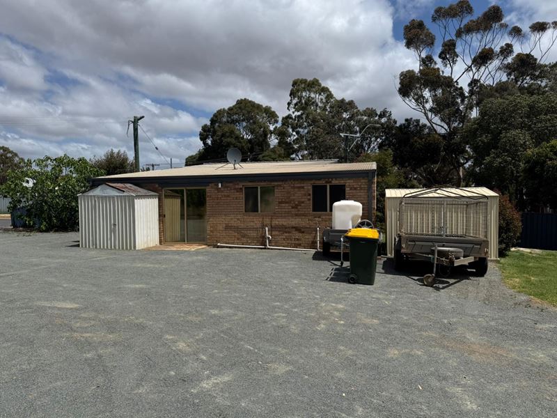 17B Bannister Road, Boddington WA 6390