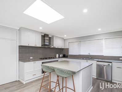 74 Regency Drive, Thornlie WA 6108