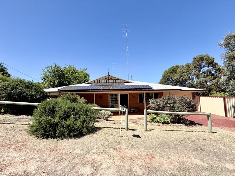 19 King Street, Waroona WA 6215