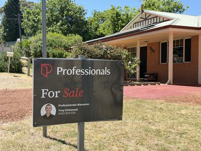19 King Street, Waroona WA 6215