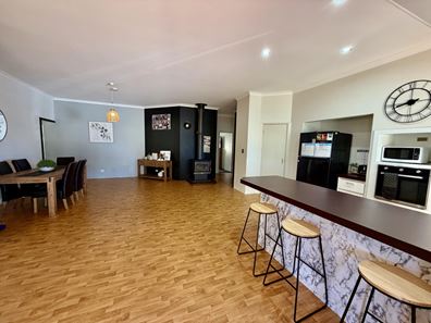 19 King Street, Waroona WA 6215