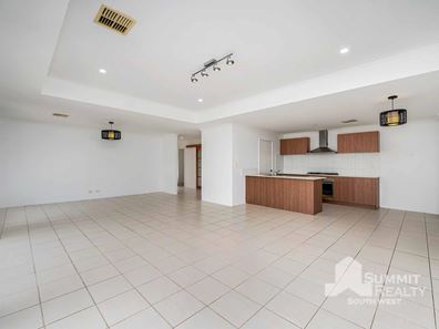 9 Jasper Road, Australind WA 6233