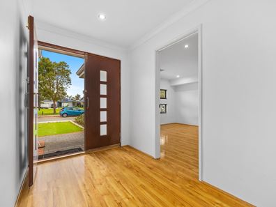 13 Markwell Avenue, Haynes WA 6112