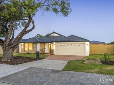 5 Colchester Avenue, Orelia WA 6167
