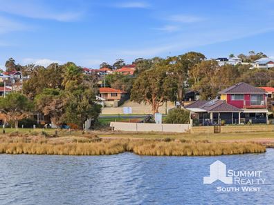 42 Old Coast  Road, Australind WA 6233