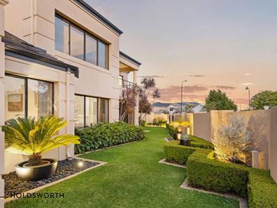 37 Coralvine Grange, Stirling WA 6021