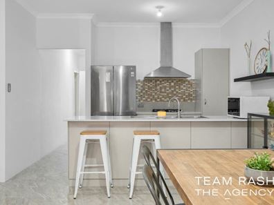14 Boxall Lane, Caversham WA 6055