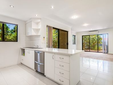2/2 Lichfield Street, Victoria Park WA 6100