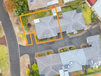 1/8 Orchid Court, Geographe WA 6280