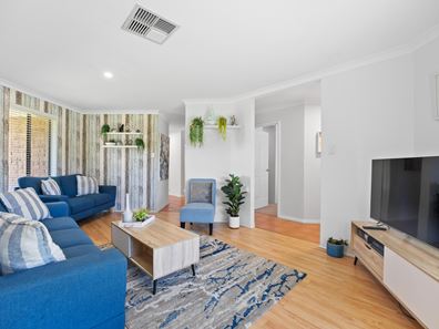 6 Brae Court, Cooloongup WA 6168