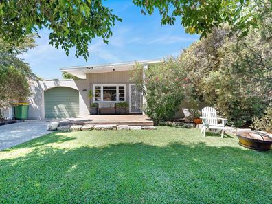 15 Caliban Way, Coolbellup WA 6163