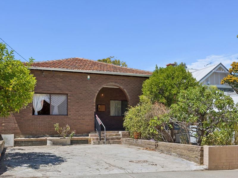 18 Shakespeare Street, Leederville WA 6007