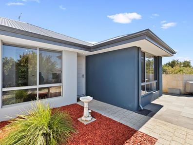129 Moorpark Avenue, Yanchep WA 6035