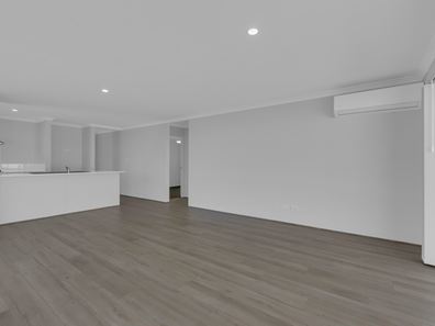 98 Dandaragan Drive, Dawesville WA 6211