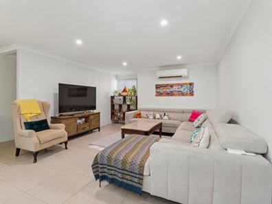 4/171 Mills Street, Queens Park WA 6107