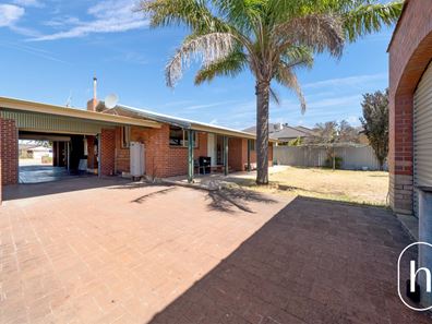 29 SHELBRED WAY, Westminster WA 6061