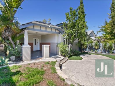 100 Dunedin Street, Mount Hawthorn WA 6016
