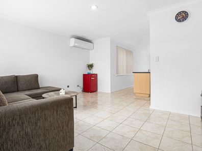 3/51 Laguardia Loop, Port Kennedy WA 6172