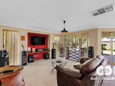 1 Poole Road, Dalyellup WA 6230