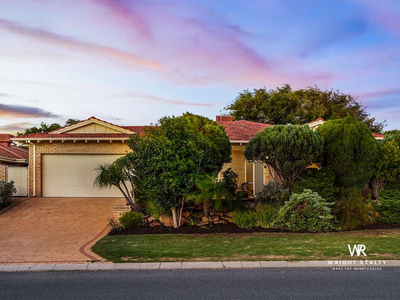 10 Standish Way, Woodvale WA 6026