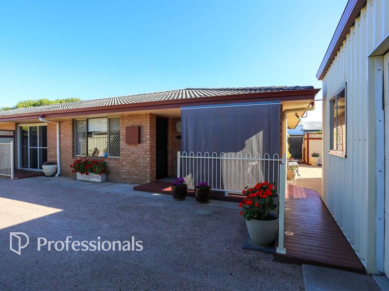 2/35 Mitchell Street, Castletown