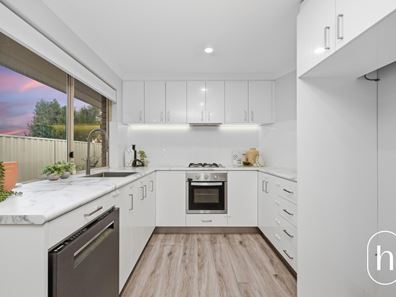 15b Bangor Place, Beldon WA 6027