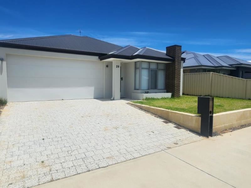 29 Balladonia Parade, Dawesville