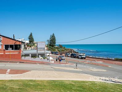 5/31 West Coast Drive, Watermans Bay WA 6020