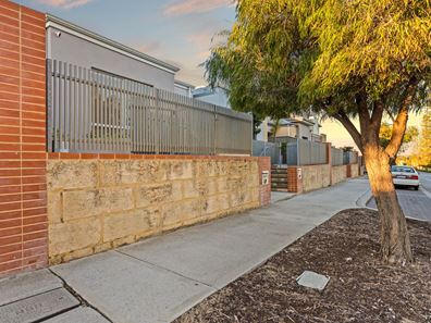 159 Aviator Boulevard, Clarkson WA 6030