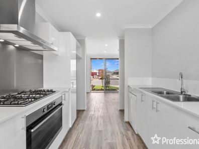 57 Blackmore Loop, Brabham WA 6055