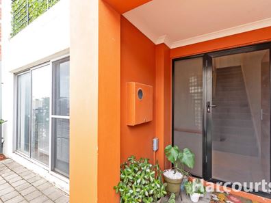 5 Metro Boulevard, Clarkson WA 6030