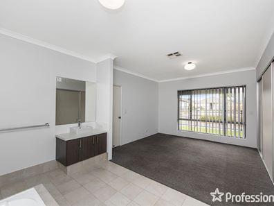 18 Kardan Boulevard, Byford WA 6122