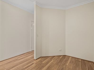 14 Carnelian Parkway, Caversham WA 6055