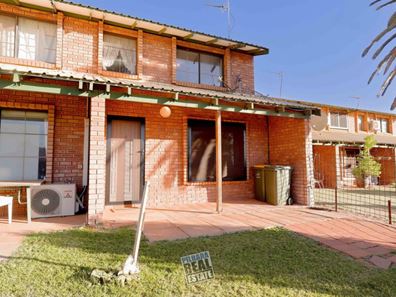 4/2 Sun Court, Millars Well WA 6714