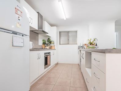8A/17 Ord Street, Beresford WA 6530