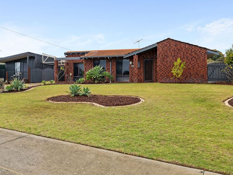 59 Leonard Way, Spearwood WA 6163