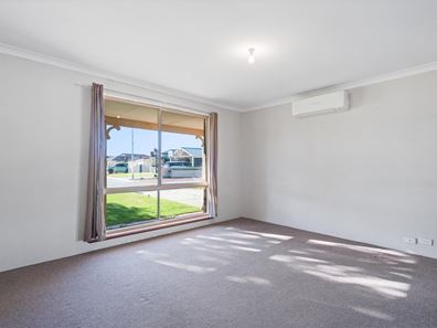 43 Virginia Place, Waikiki WA 6169